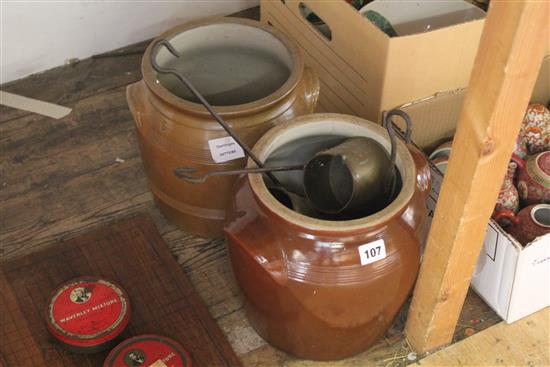 2 large earthenware jars & 3 measures